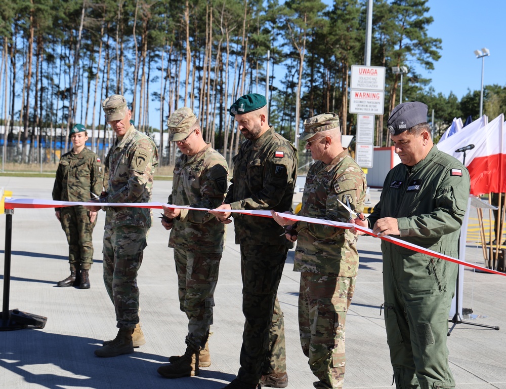 FUEL FACILITY RIBBON CUTTING – POWIDZ, POLAND