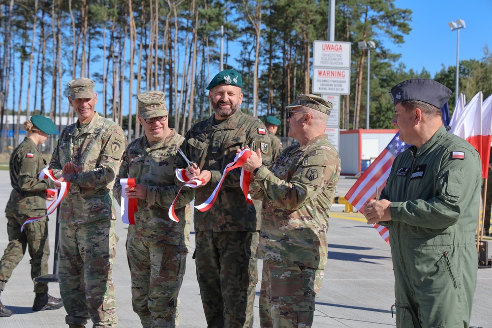 FUEL FACILITY RIBBON CUTTING – POWIDZ, POLAND