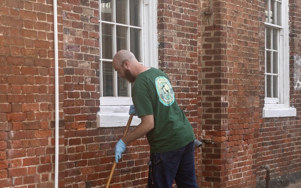 NNSY Hosts Quarterly Clean Up America's Shipyard Day Sept. 24