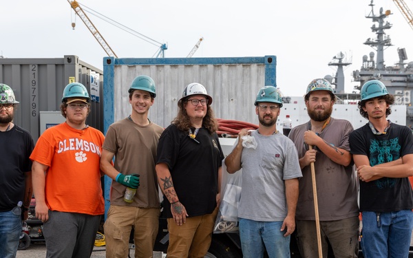 NNSY Hosts Quarterly Clean Up America's Shipyard Day Sept. 24