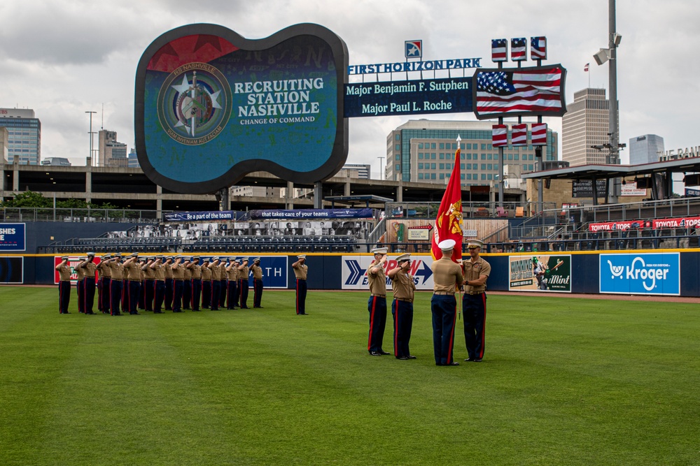 Recruiting Station Nashville Change of Command Ceremony