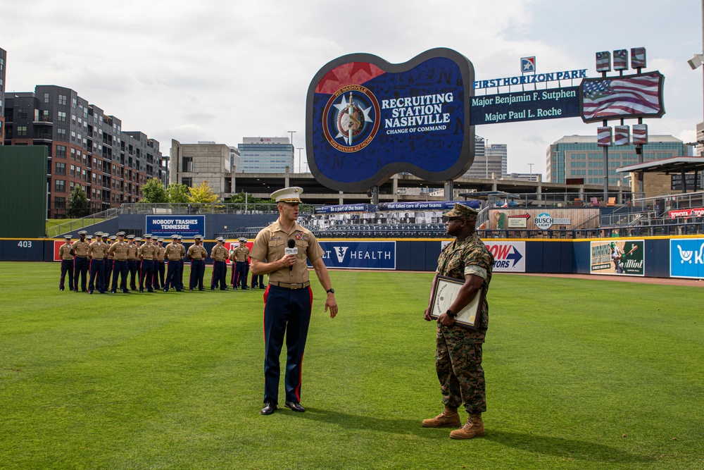 Recruiting Station Nashville Change of Command Ceremony