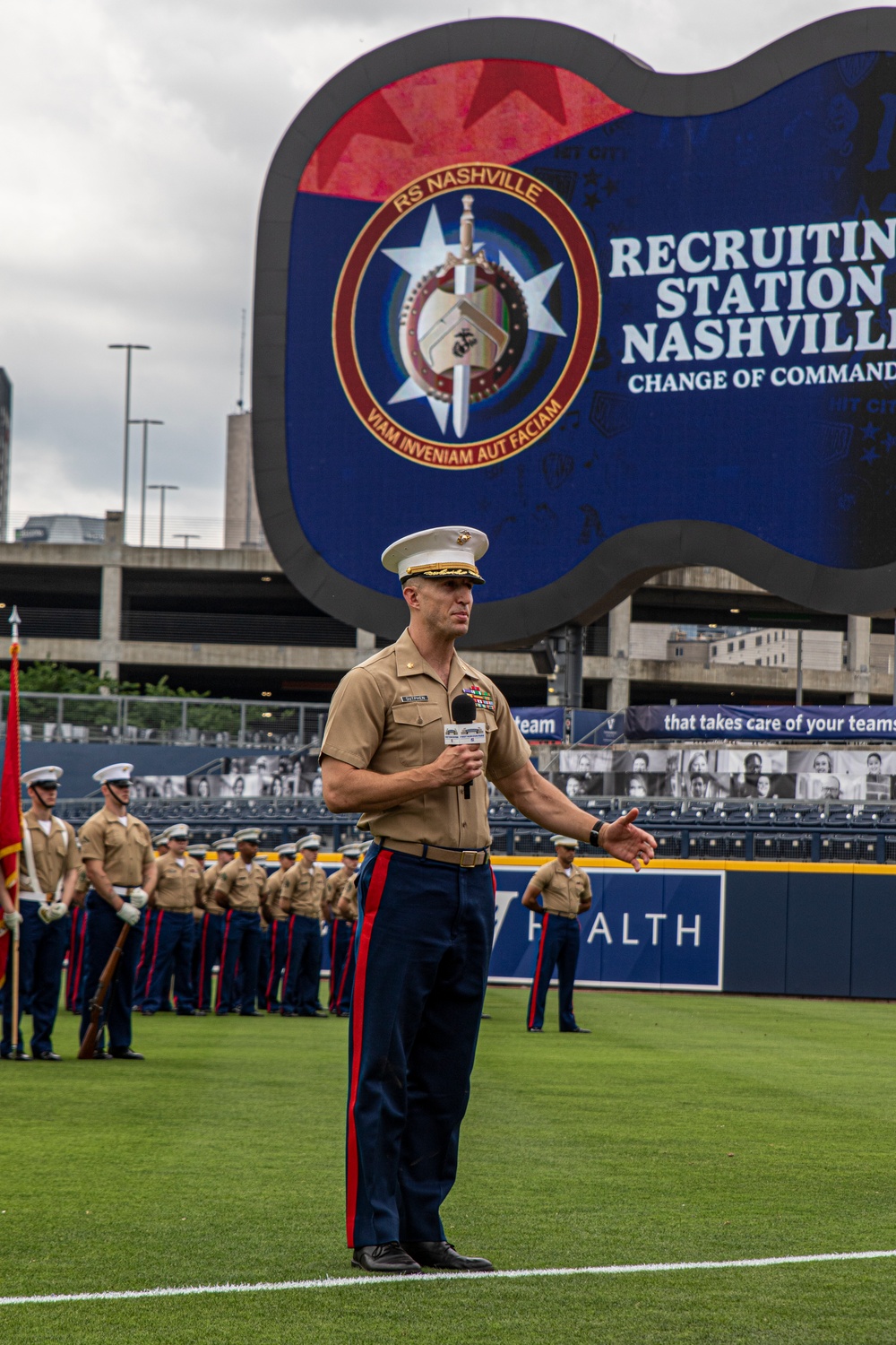 Recruiting Station Nashville Change of Command Ceremony