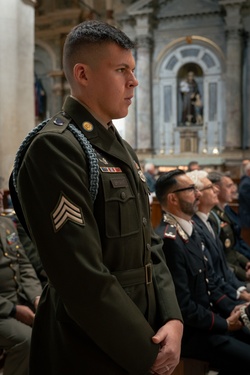 173rd Airborne Brigade Joins Italian State Police to Honor St. Michael’s Day in Vicenza [Image 19 of 22]