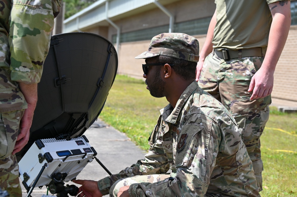 Exercise Emerald Howl Tests Communication Skills for Tactical Readiness