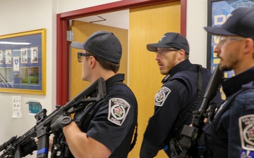 Army Reserve and local police partnership build on skills combatting active shooter events