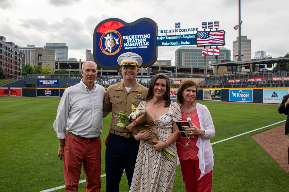 Recruiting Station Nashville Change of Command Ceremony
