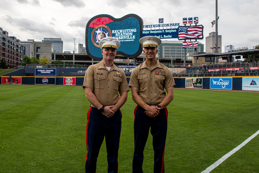 Recruiting Station Nashville Change of Command Ceremony