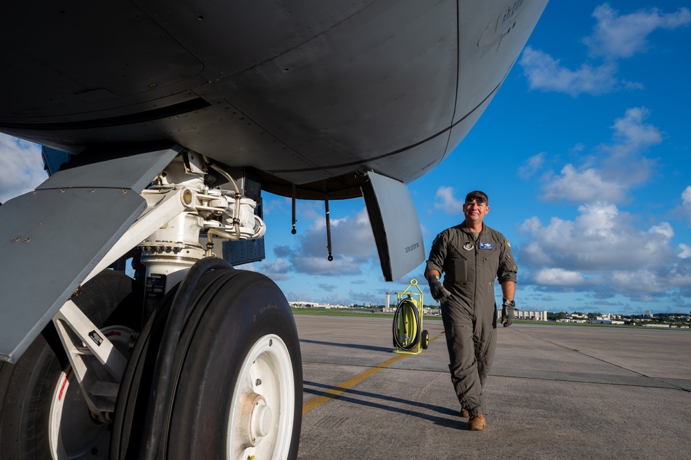 After dark: nighttime air refueling with the E-3 Sentry