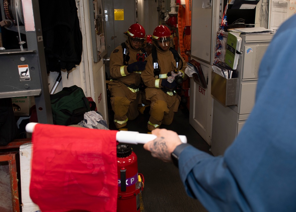 USS Higbee Conducts Damage Control Training