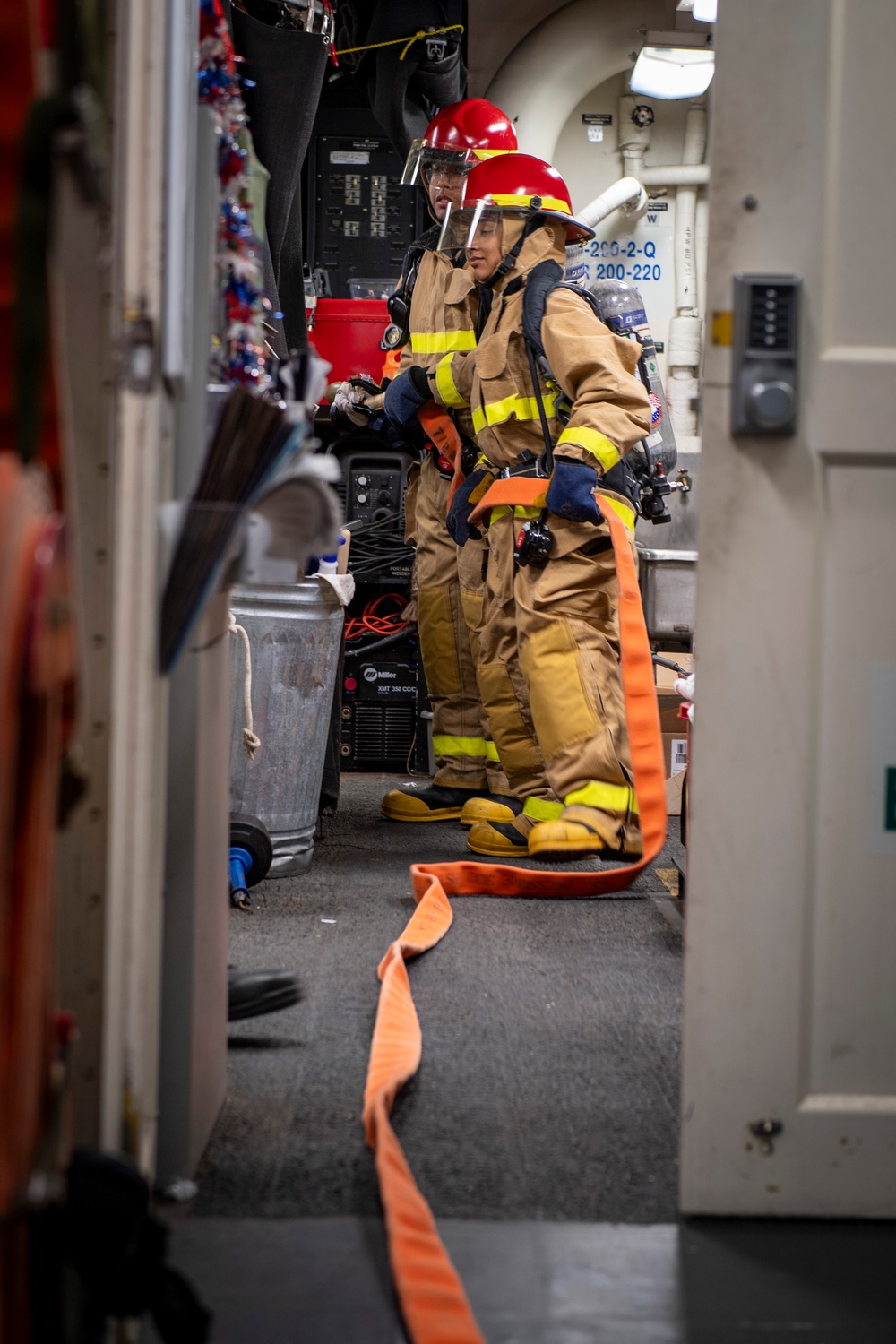 USS Higbee Conducts Damage Control Training