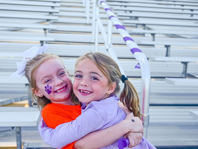 Mountain Home AFB joins Mountain Home High School for Military Appreciation Night