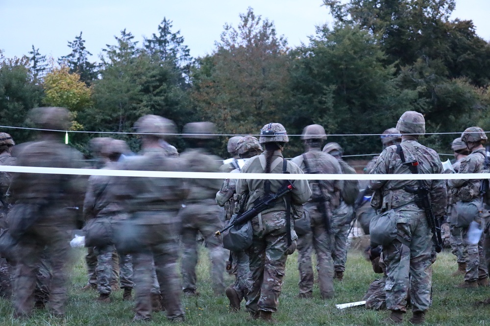 U.S. Soldiers pursuit of U.S. Army Expert Badges