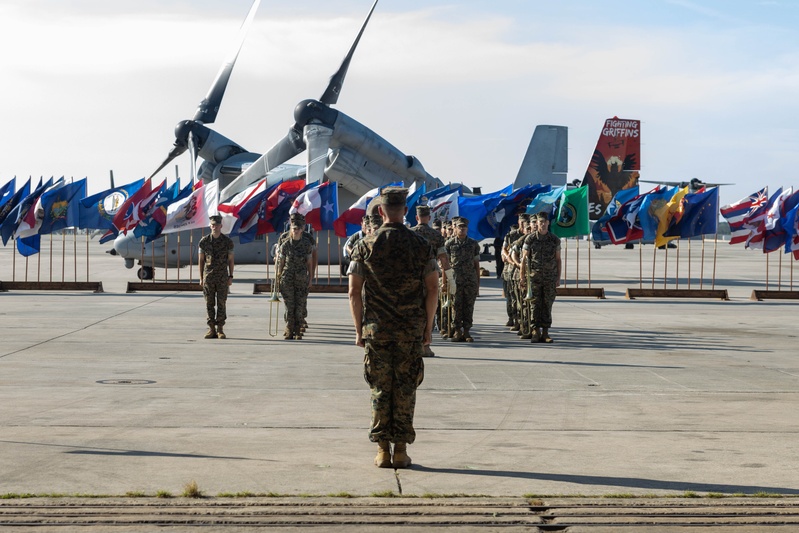 VMM-266 change of command ceremony