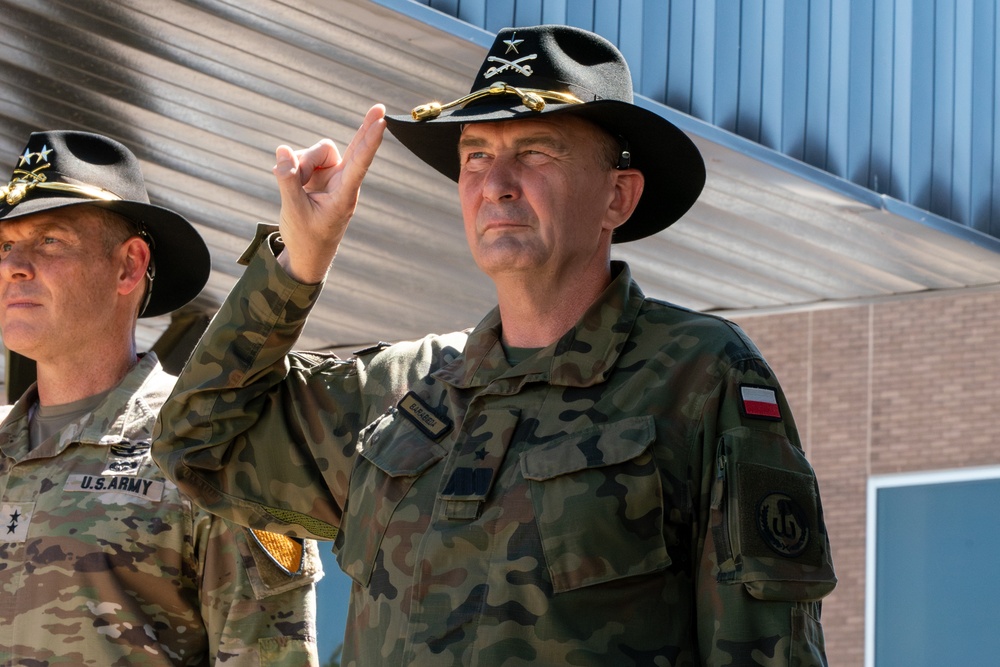 Honoring tradition and leadership: the 1st Cavalry Division welcomes new general and bids farewell with pride