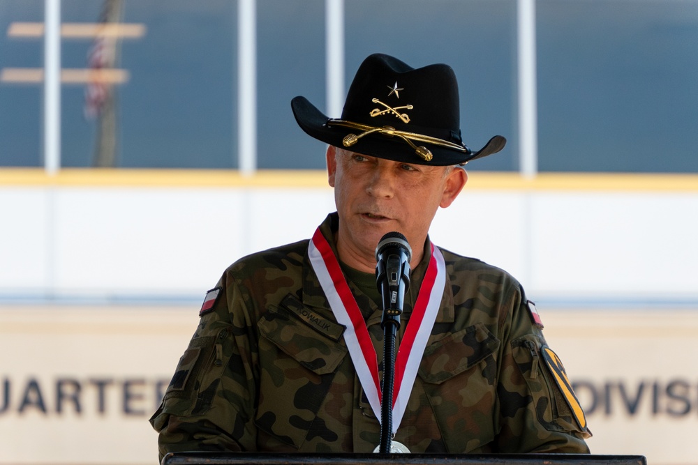 Honoring tradition and leadership: the 1st Cavalry Division welcomes new general and bids farewell with pride