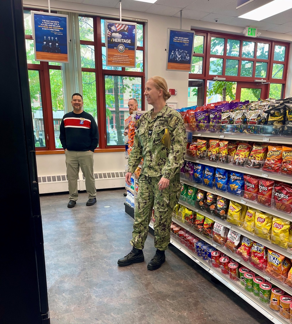 Navy Exchange Micro Market opens on Naval Station Everett