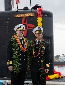 USS Santa Fe (SSN 763) Returns Home from Deployment