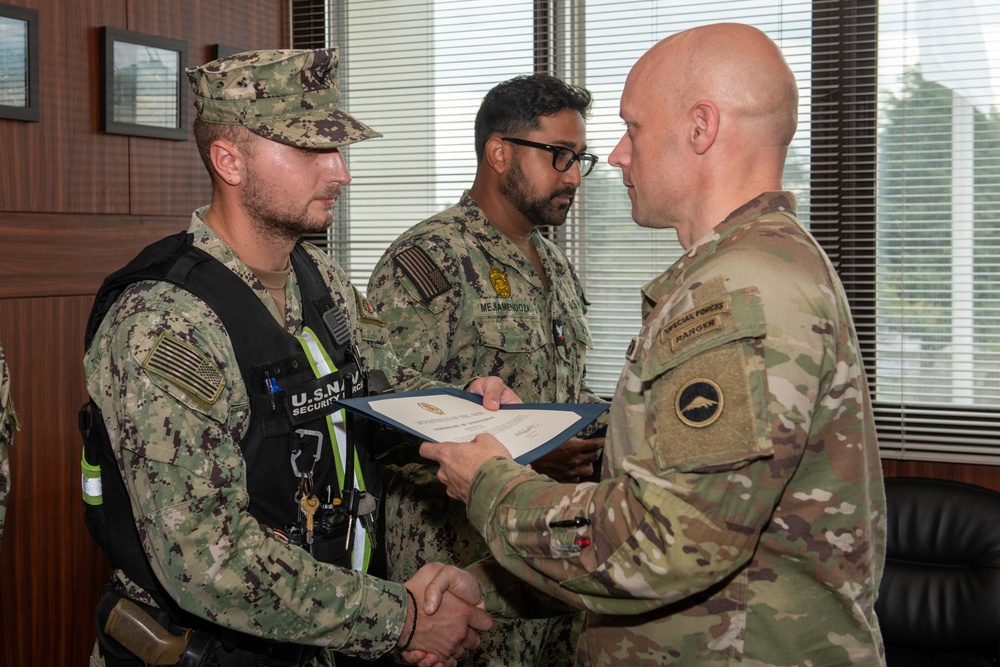 Colonel Davis Presents Awards to NAF Atsugi Security Force