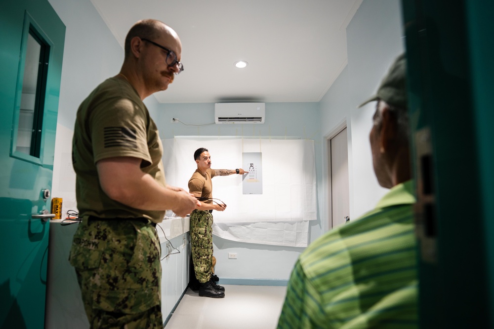 Pacific Partnership 2025 Multinational Servicemembers Provide Optometry, Dental, and Audiology Treatment at West Community Health Center in Ngeremlengui, Palau Sept. 26.