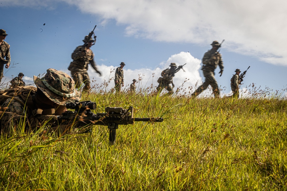 31st MEU | 1st LAR conducts a Live Fire Range
