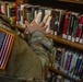 U.S. Army Reserve Soldiers Visit Library