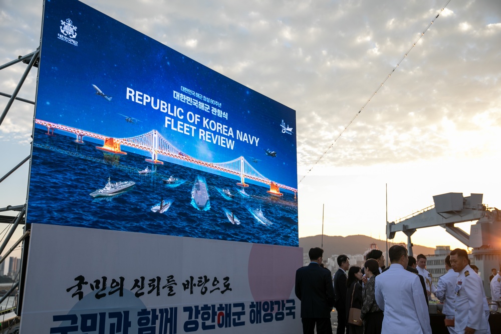 C7F Attends Republic of Korea Navy Fleet Review Closing Ceremony