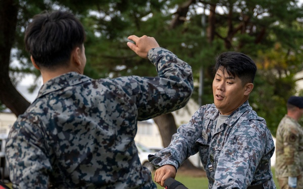 BG25: 35th SFS trilateral training