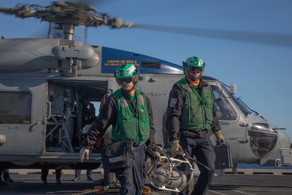 USS Gerald R. Ford (CVN 78) Conducts Helicopter Flight Operations