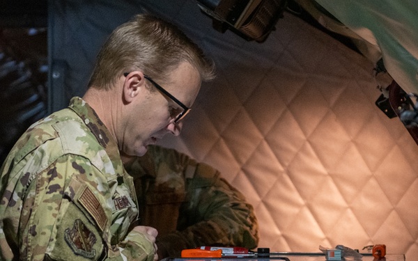 Undercover Col: Avionics