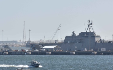 NSA Bahrain Harbor Patrol Unit Drills