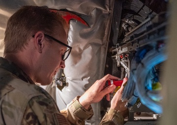 Undercover Col: Avionics