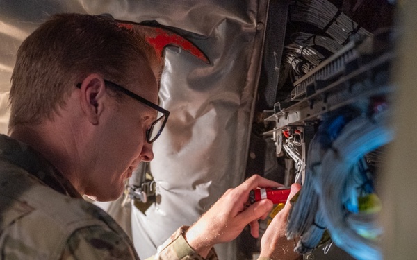 Undercover Col: Avionics