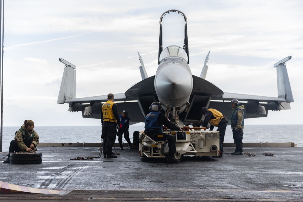 USS Gerald R. Ford (CVN 78) Aircraft Elevator Operations