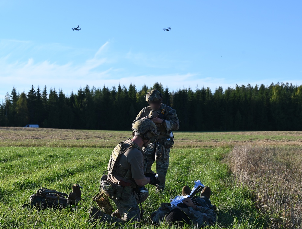 IDMTs perform MEDEVAC training during Ex SOUTHERN GRIFFIN 25