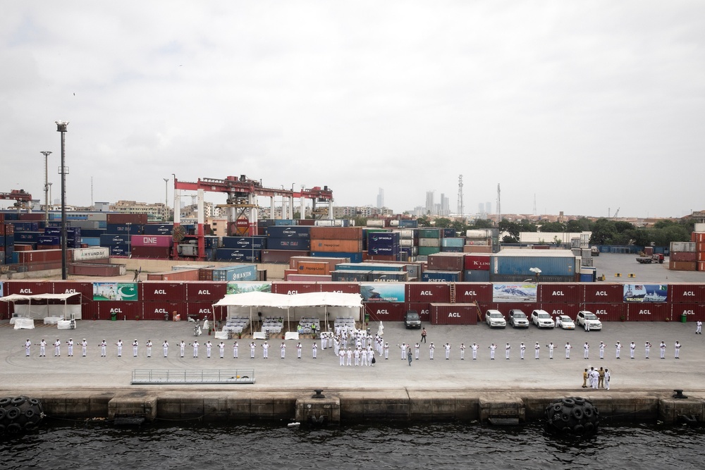USS WAYNE E. MEYER PULLS INTO KARACHI, PAKISTAN