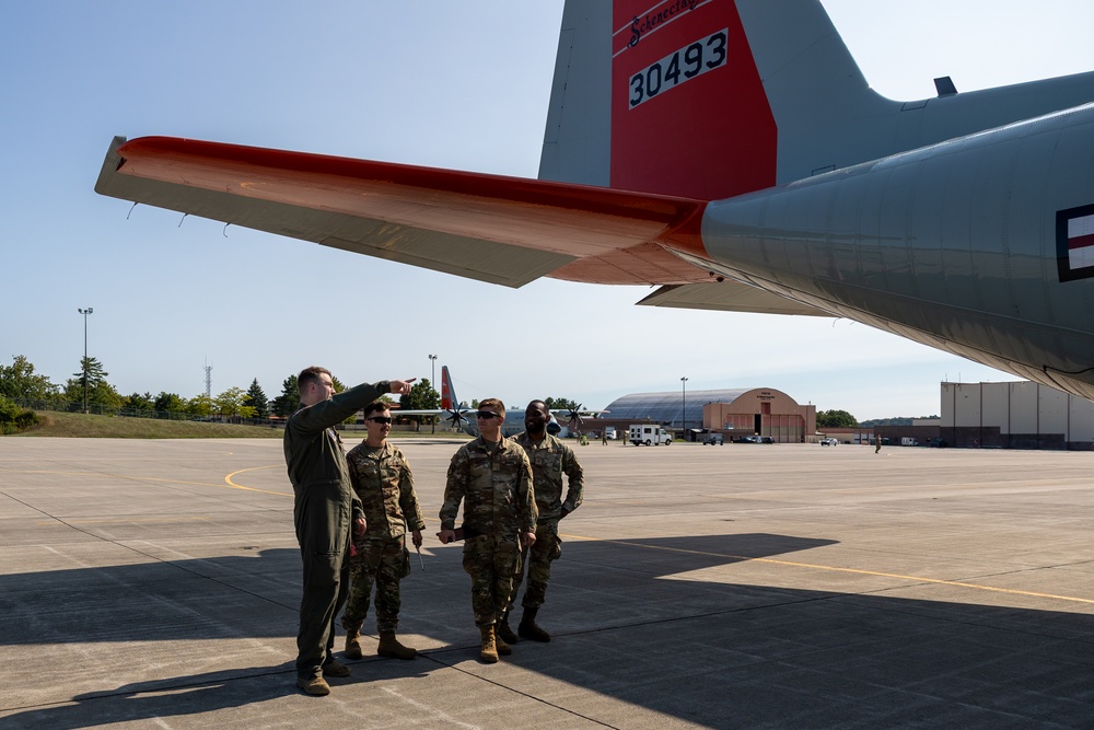 Airmen with the 109th Airlift Wing participate in Flight-Line Orientation Training