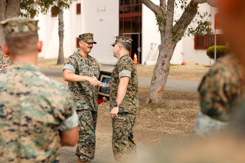 13th MEU Marines awarded Navy and Marine Corps Commendation Medals