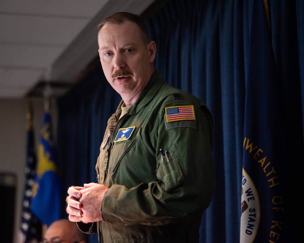 Craig takes command of 123rd OSS