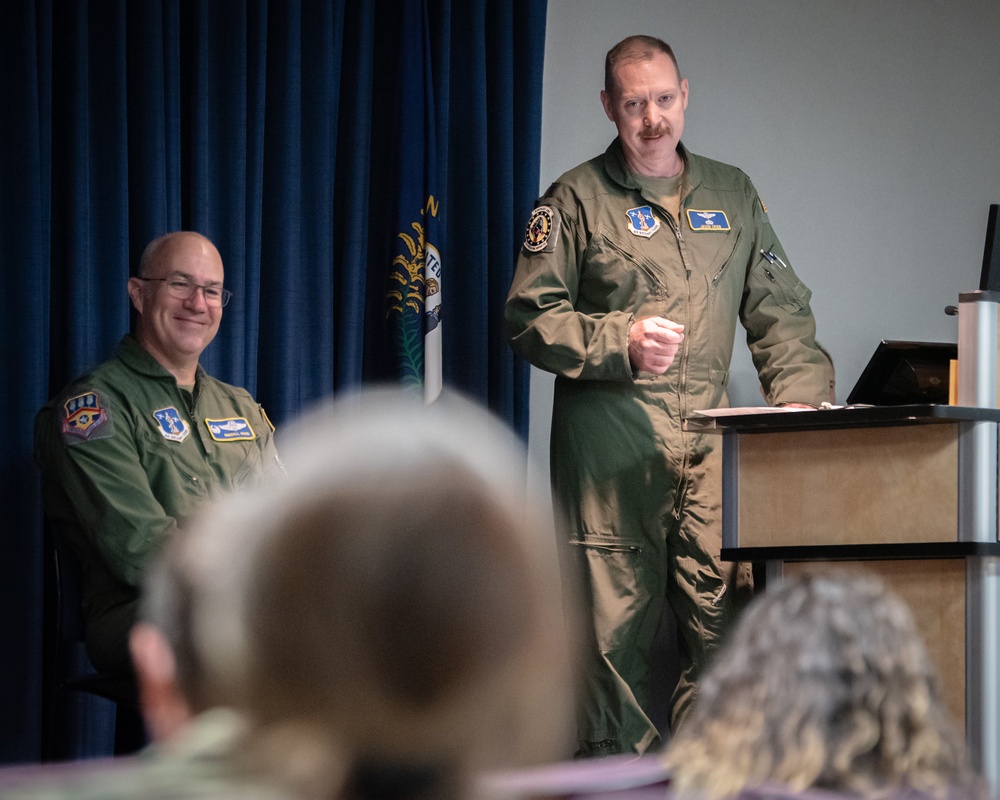 Craig takes command of 123rd OSS