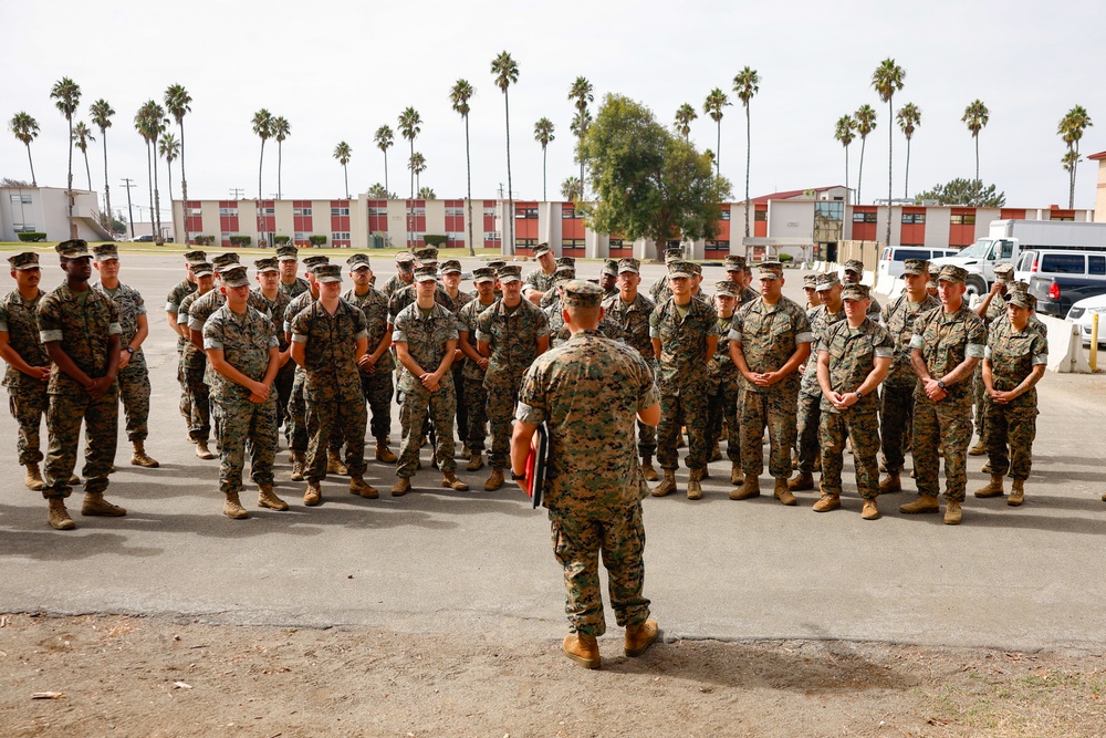 13th MEU Marines awarded Navy and Marine Corps Commendation Medals