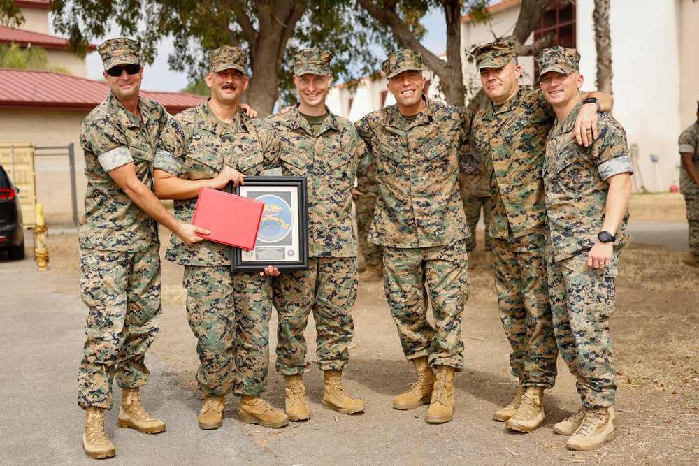 13th MEU Marines awarded Navy and Marine Corps Commendation Medals