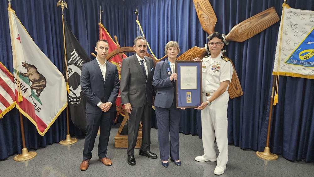 FRCSW Employees Earn Navy Superior Civilian Service Award