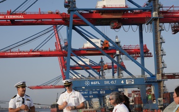 USS WAYNE E. MEYER HOSTS TOUR FOR US CONSULATE STAFF