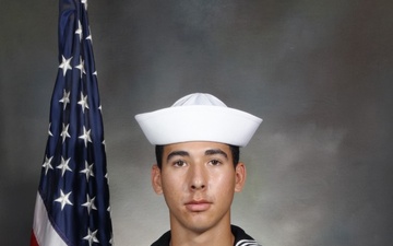 Lillard Earns Military Excellence Award at Recruit Training Command
