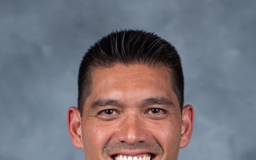 Carderock Engineer Honored with Prestigious Captain Harold E. Saunders Award for Exemplary Technical Management