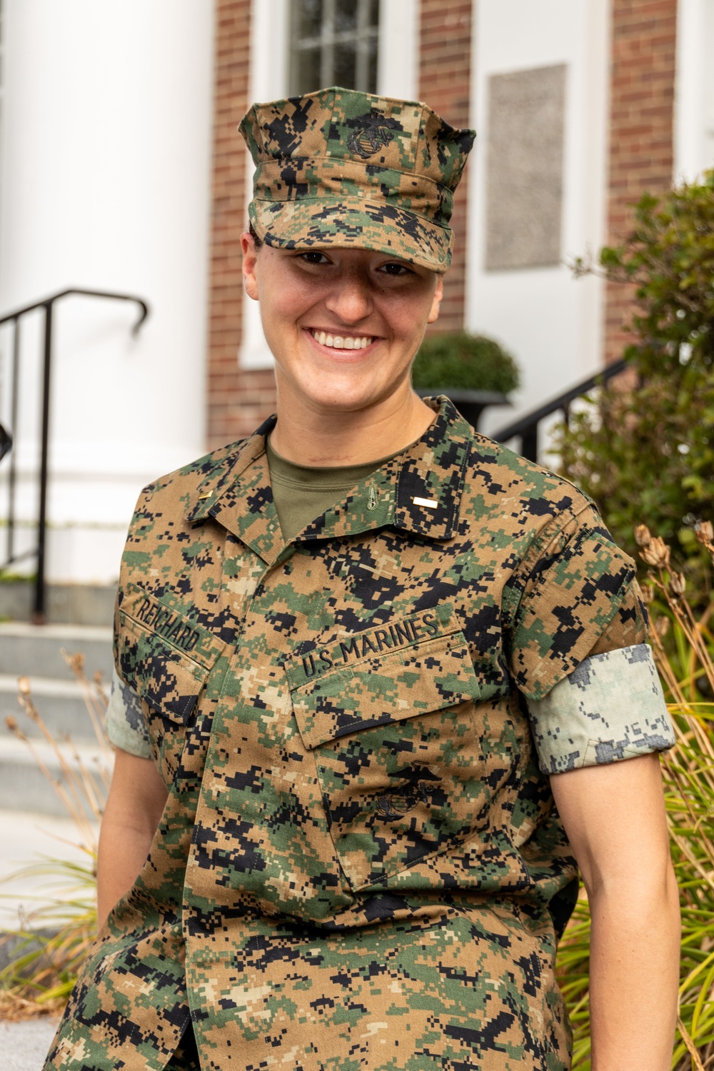 Husband and Wife Complete Marine OCS on the path to USMC JAG