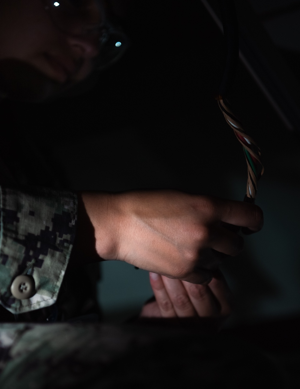 USS Ronald Reagan Sailors Improve Habitability Through Maintenance