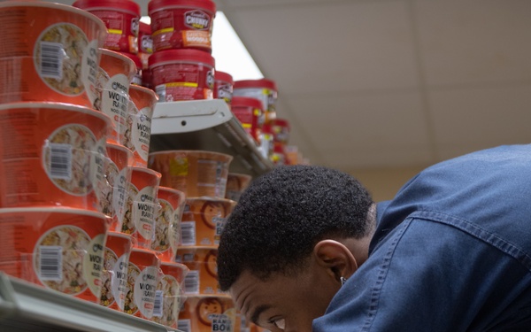 Ronald Reagan Sailors Give Customer Service