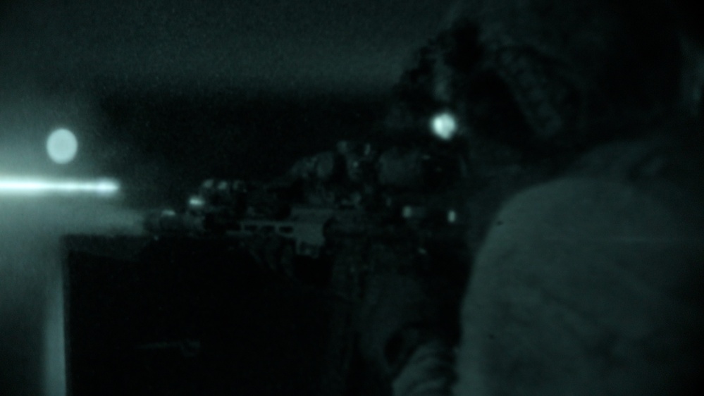 Green Beret Conducts Low-Light Training